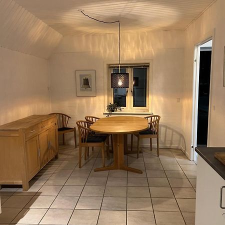 Apartment With Wifi, Close To City Center, Beach And Forrest 아벤라 외부 사진
