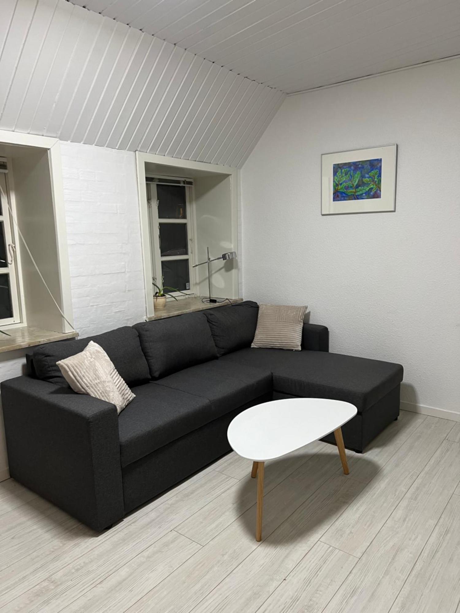 Apartment With Wifi, Close To City Center, Beach And Forrest 아벤라 외부 사진